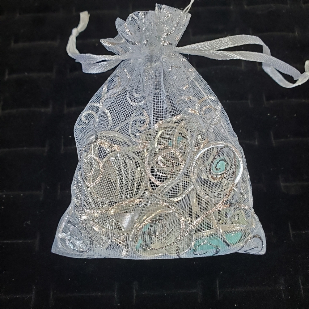 24 Mixed Style Rings - Picture 11 of 11